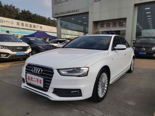 奥迪A4L 35TFSI 2.0T 自动 舒适型典藏版 