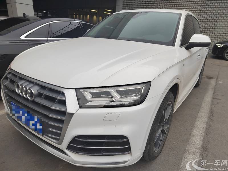 奥迪Q5L 40TFSI 2020款 2.0T 自动 改款荣享时尚型 (国Ⅵ) 