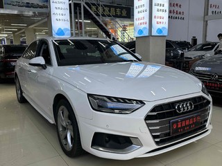 奥迪A4L 40TFSI 2.0T 自动 时尚致雅型 