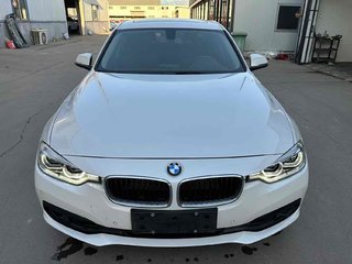宝马3系 318i 1.5T 自动 时尚型 