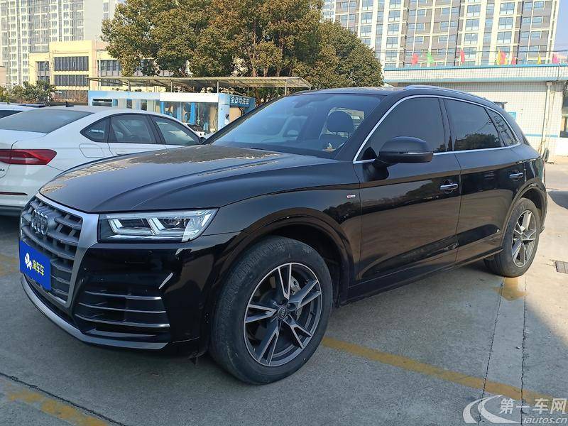 奥迪Q5L 45TFSI 2020款 2.0T 自动 尊享时尚型 (国Ⅵ) 