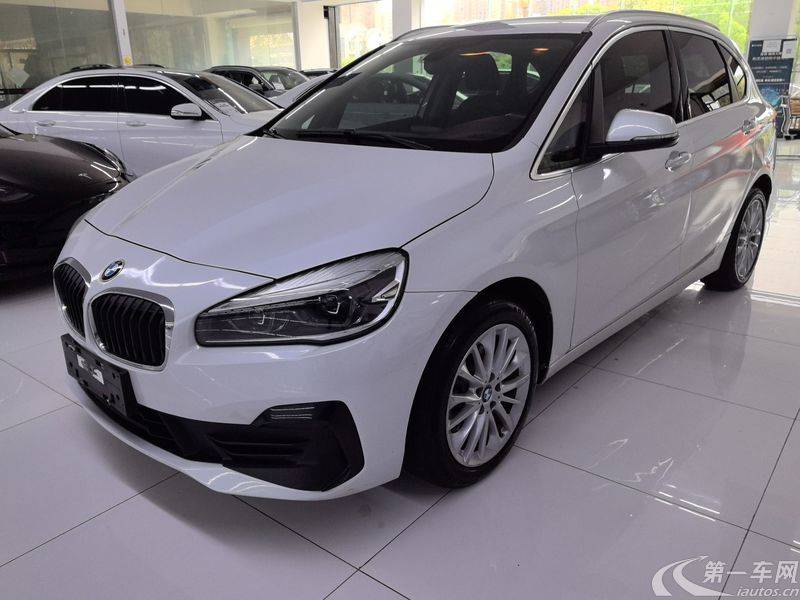 宝马2系旅行 218i 2018款 1.5T 自动 领先型 (国Ⅵ) 