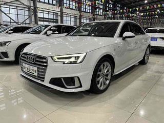 奥迪A4L 40TFSI 2.0T 自动 时尚型 