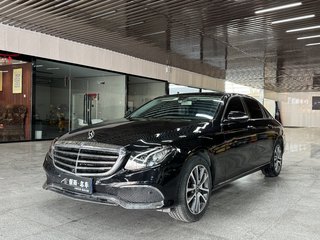 奔驰E级 E300L 2.0T 自动 时尚型改款 