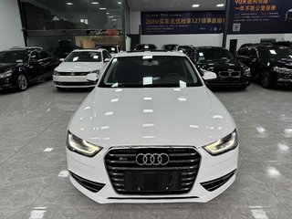 奥迪A4L 35TFSI 