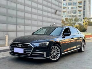 奥迪A8L 55 3.0T 自动 豪华型 