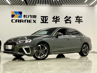 奥迪A4L 40TFSI 2.0T 自动 时尚动感型 