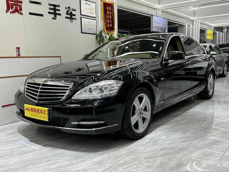 奔驰S级 S300 [进口] 2012款 3.0L 自动 汽油 尊贵型加长版Grand-Edition 