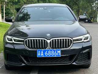 宝马5系 530Li 2.0T 自动 改款领先型M运动套装 