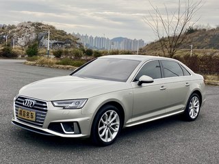 奥迪A4L 40TFSI 2.0T 自动 时尚型 