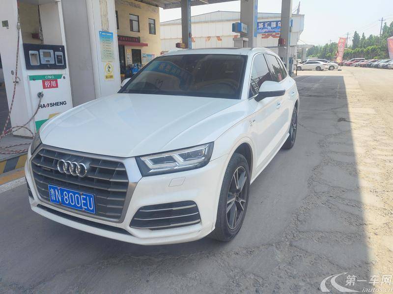 奥迪Q5L 40TFSI 2018款 2.0T 自动 荣享时尚型 (国Ⅴ) 