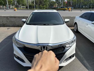 凌派 1.0T 豪华版 