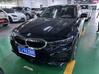 宝马3系 325Li 2.0T 自动 改款M运动套装 