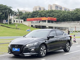 天籁 2.0L XL舒适版 