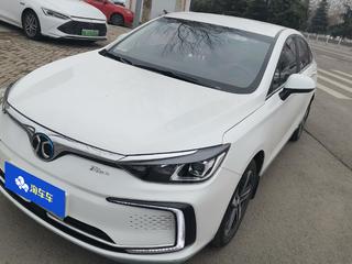 北京汽车EU5 R500 自动 经典款智风版 