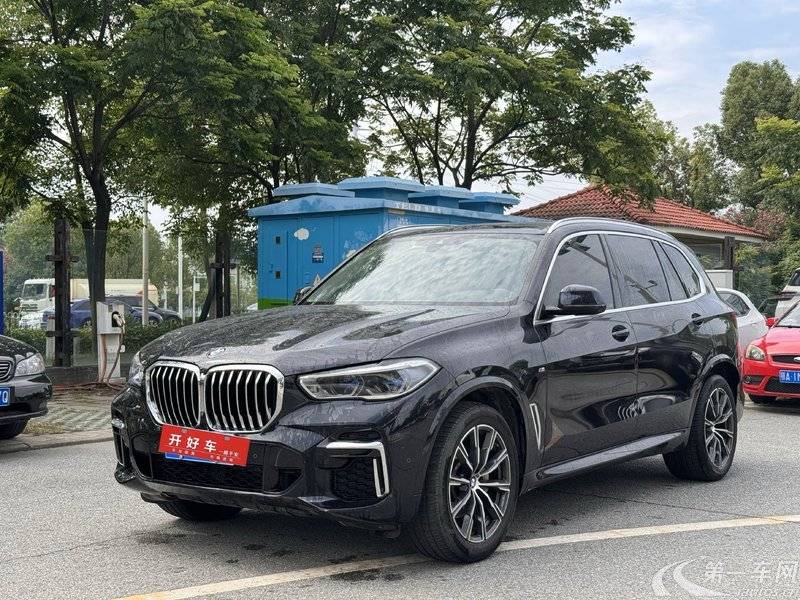 宝马X5 xDrive40Li 2022款 3.0T 自动 改款尊享型M运动套装 (国Ⅵ) 