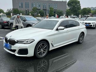 宝马5系 525Li 2.0T 自动 改款M运动套装 