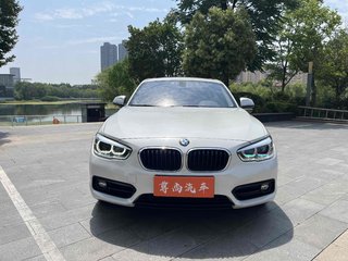 宝马1系 1.5T 运动设计套装 