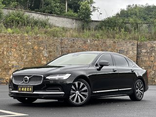 沃尔沃S90 2.0T 
