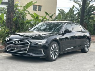 奥迪A6L 45TFSI 2.0T 自动 臻选致雅型 