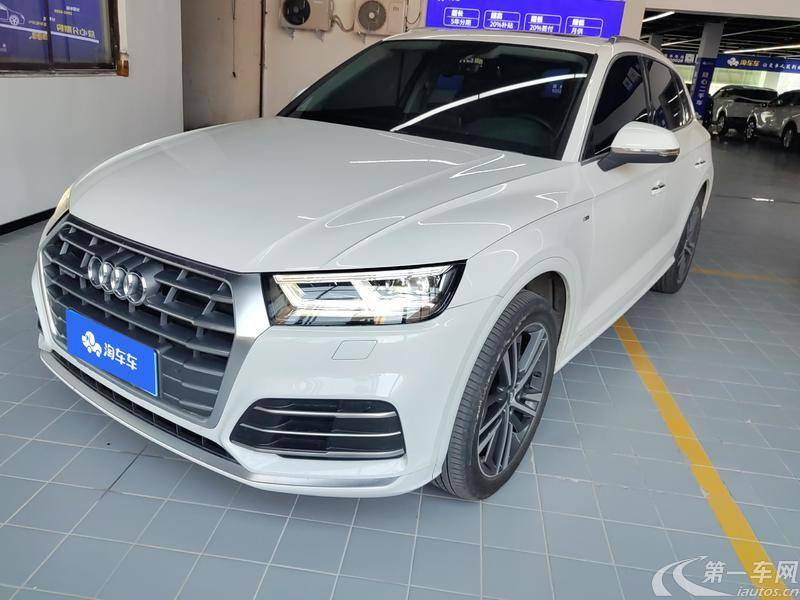 奥迪Q5L 40TFSI 2020款 2.0T 自动 改款荣享时尚型 (国Ⅵ) 