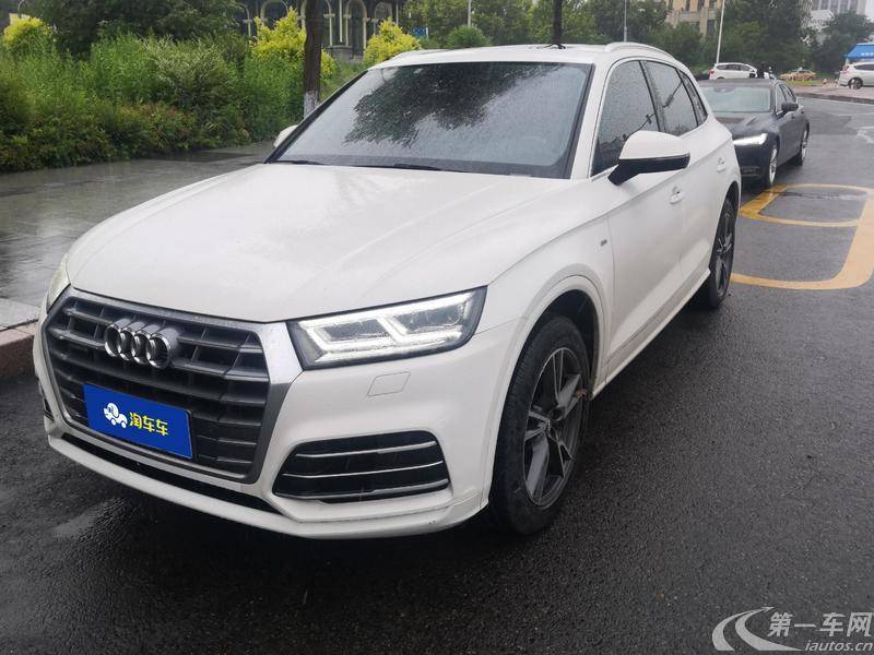 奥迪Q5L 40TFSI 2018款 2.0T 自动 荣享时尚型 (国Ⅴ) 