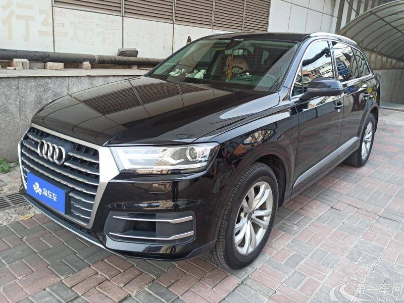 奥迪Q7 40 [进口] 2016款 2.0T 自动 舒适型 