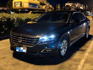 大众帕萨特 2.0T 自动 330TSI精英版 