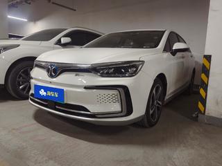 北京汽车EU5 R500 自动 智风版 