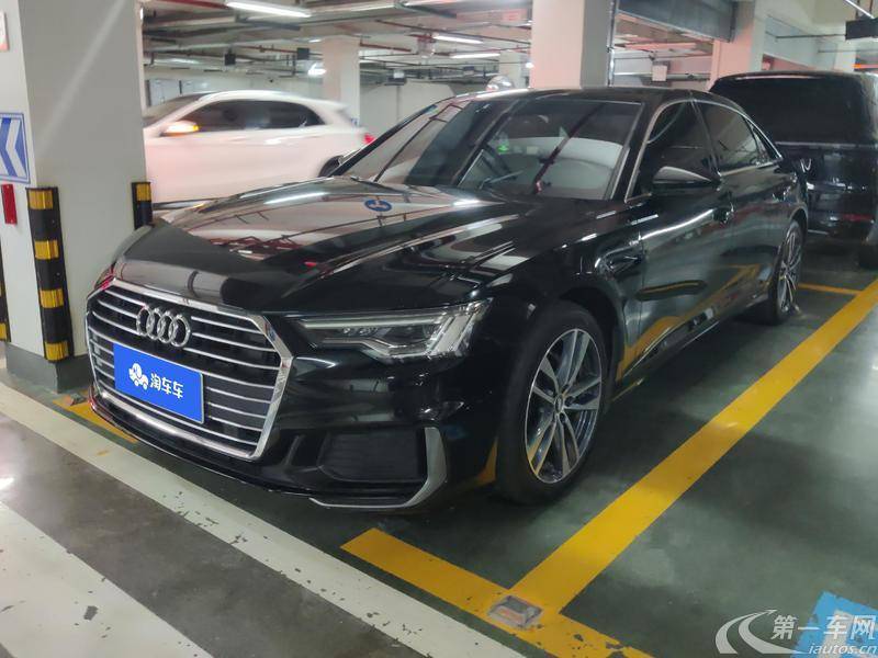 奥迪A6L 40TFSI 2019款 2.0T 自动 豪华动感型 (国Ⅵ) 