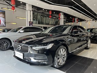 沃尔沃S90 2.0T 