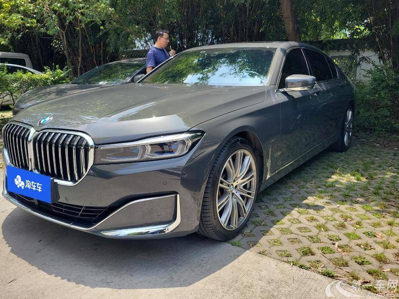 宝马7系 740Li [进口] 2021款 3.0T 自动 汽油 行政型豪华套装 