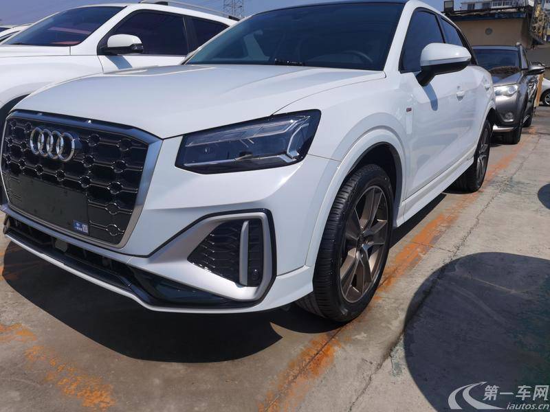 奥迪Q2L 35TFSI 2022款 1.4T 自动 RS套件燃速型 (国Ⅵ) 