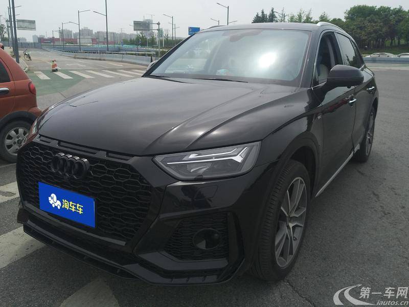 奥迪Q5L 45TFSI 2022款 2.0T 自动 改款豪华动感型 (国Ⅵ) 