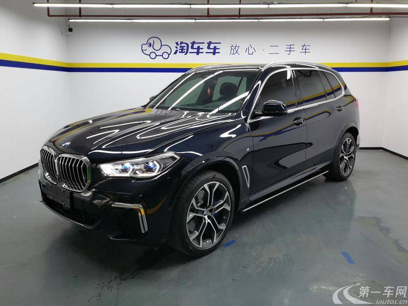 宝马X5 xDrive40Li 2022款 3.0T 自动 改款尊享型M运动套装 (国Ⅵ) 