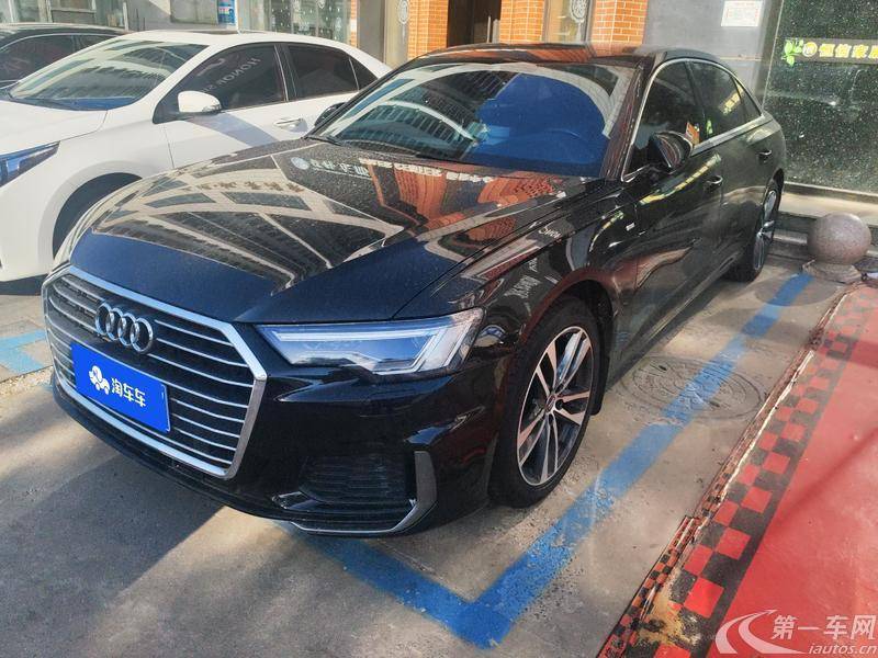 奥迪A6L 40TFSI 2019款 2.0T 自动 豪华动感型 (国Ⅵ) 