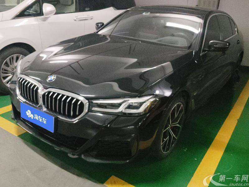 宝马5系 530Li 2022款 2.0T 自动 汽油 尊享型豪华套装 (国Ⅵ) 