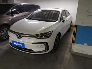 北京汽车EU5 R550 自动 智潮版 