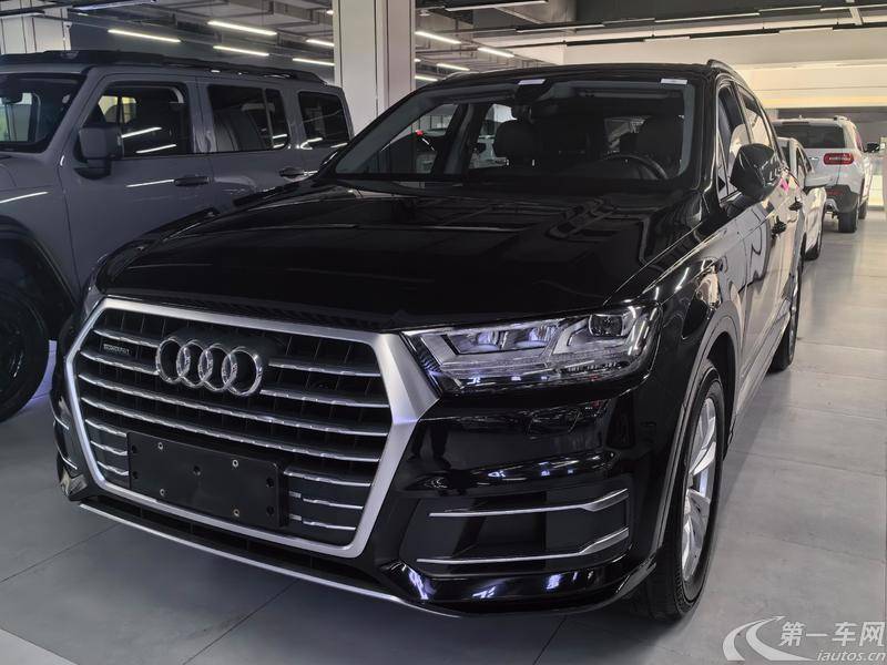 奥迪Q7 45 [进口] 2019款 2.0T 自动 舒适型 