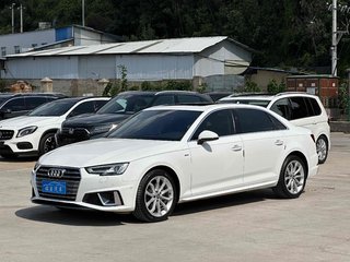 奥迪A4L 40TFSI 2.0T 自动 时尚型 