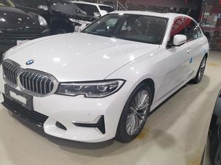 宝马3系 325Li 2.0T 自动 首发版 