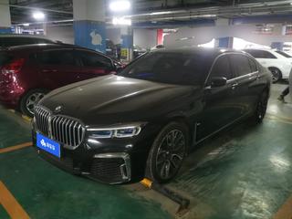 宝马7系 740Li 3.0T 自动 行政型M运动套装 