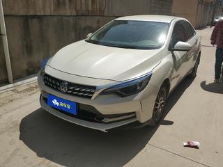 启辰D60 1.6L 手动 Entry十万荣耀辰尚版 