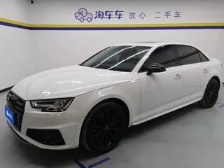 奥迪A4L 45TFSI 2.0T 自动 quattro个性运动版 