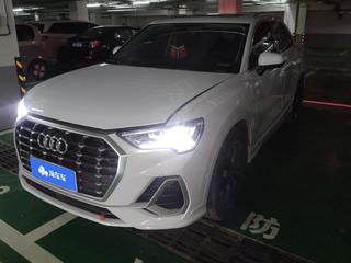 奥迪Q3 35TFSI 1.4T 自动 时尚动感型 