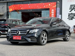 奔驰E级 E260L 运动型4MATIC 