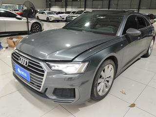 奥迪A6L 45TFSI 2.0T 自动 臻选动感型 