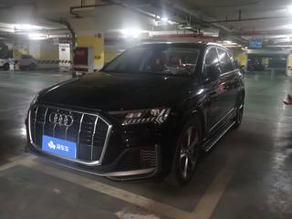 奥迪Q7 55 3.0T 自动 运动型quattro-S-line 