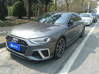 奥迪A4L 45TFSI 2.0T 自动 quattro臻选动感型 