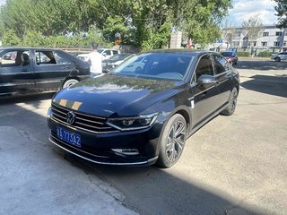 大众迈腾 2.0T 自动 330TSI-30周年纪念型 